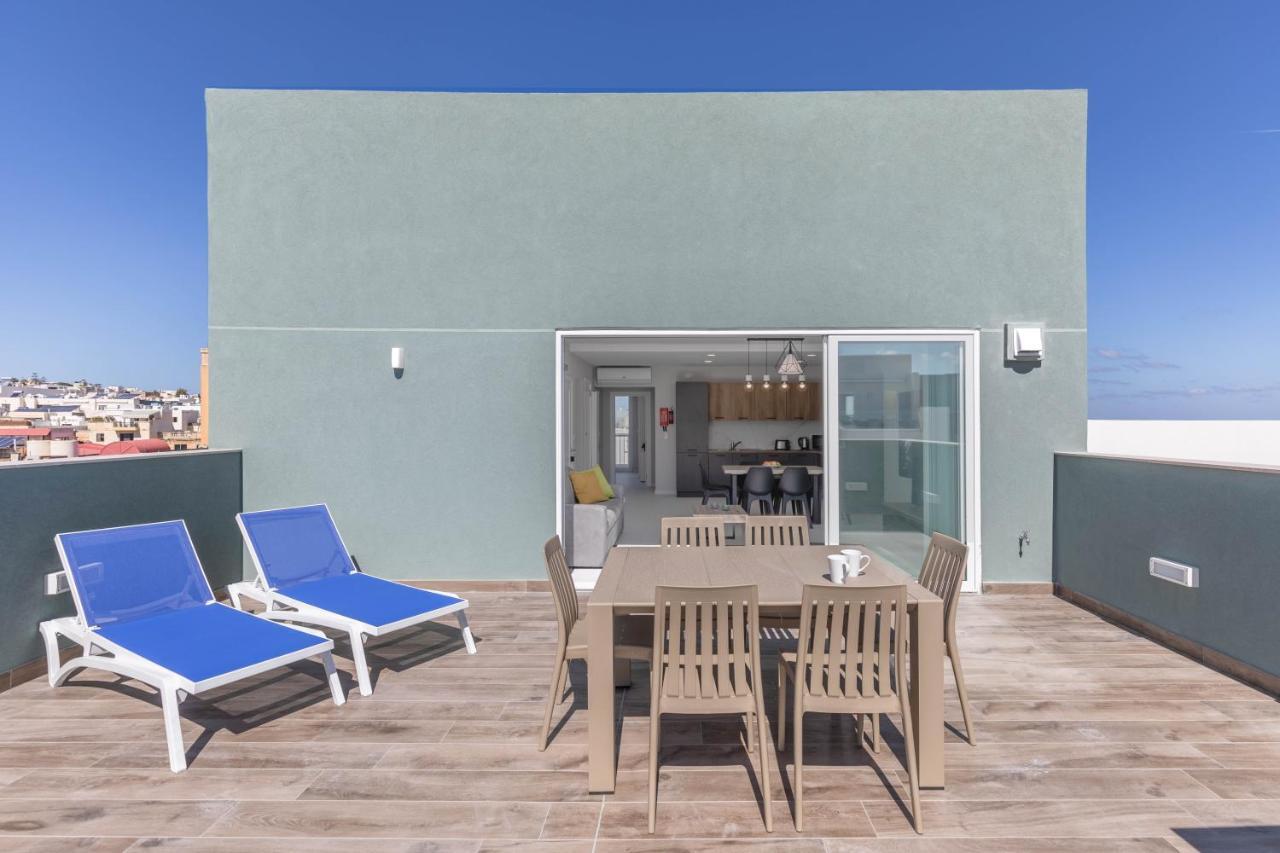Unique Penthouse With Private Heated Jacuzzi, Close To Restaurants And Night Life Is-Swieqi Esterno foto